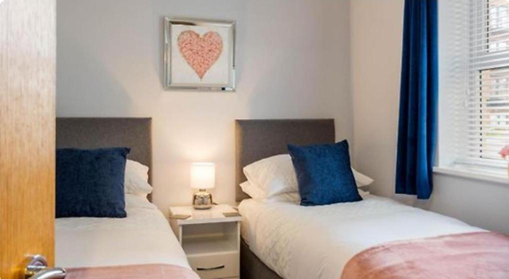 1 Merchants Gate - 2 Bedroom, City Apartment With Private Parking York Exteriör bild